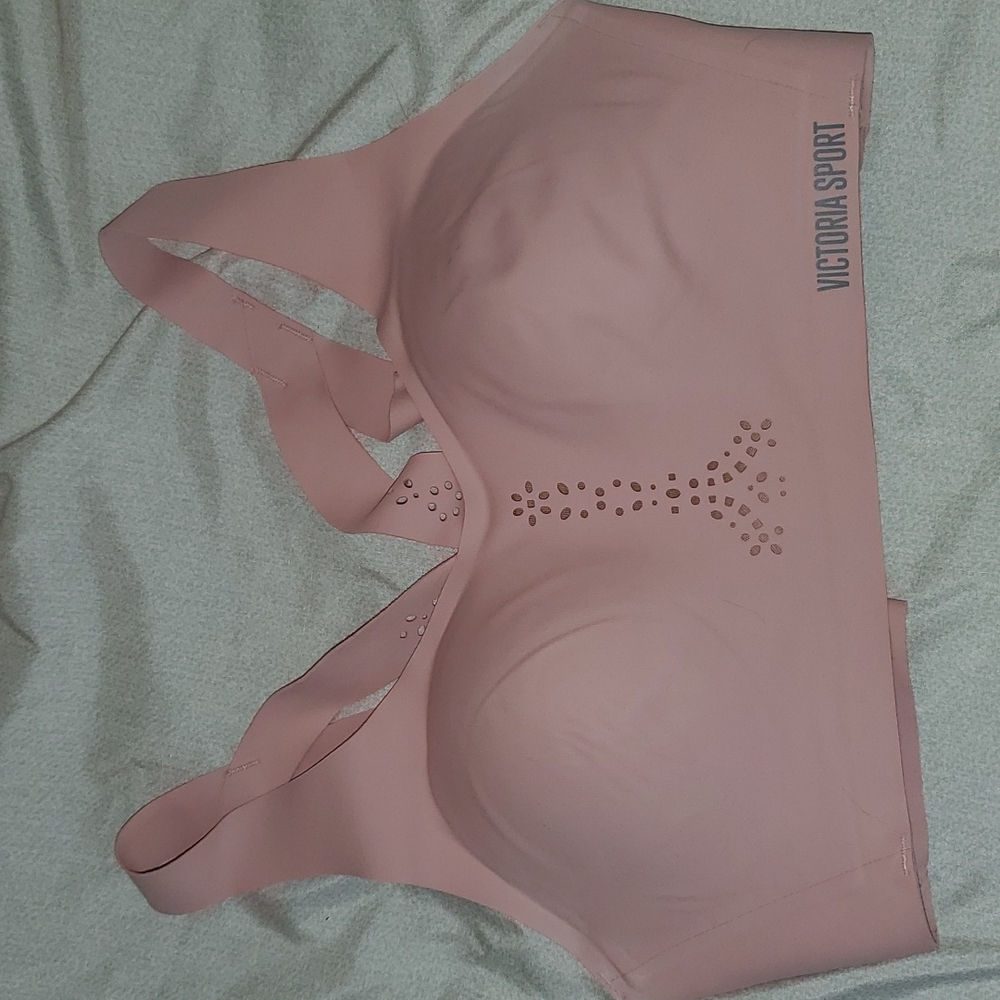 Victoria Secret sports bra